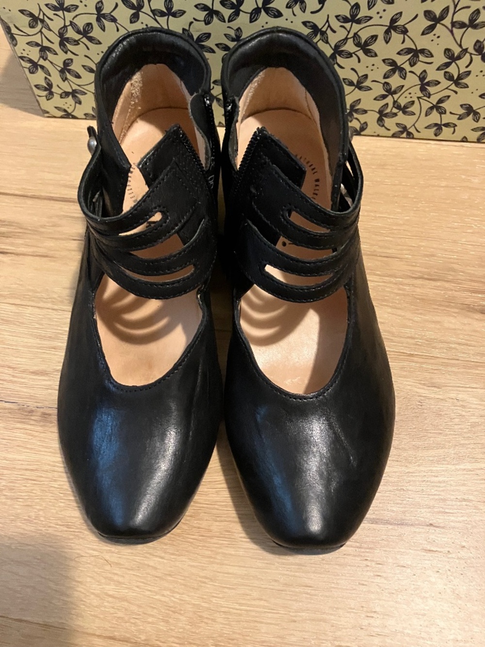 Think! Black Leather Mary Jane Cutout Ankle Boots Buttons 37